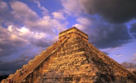 Vine sau nu sfârşitul lumii? Predicţiile mayaşe anunţă o catastrofă de proporţii