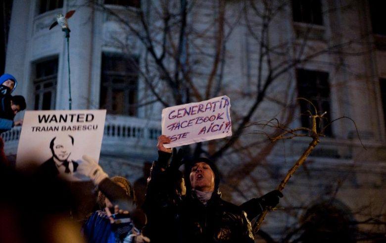 &quot;Generaţia Facebook&quot; participă la protestele din ţară. Avem dovada 126695