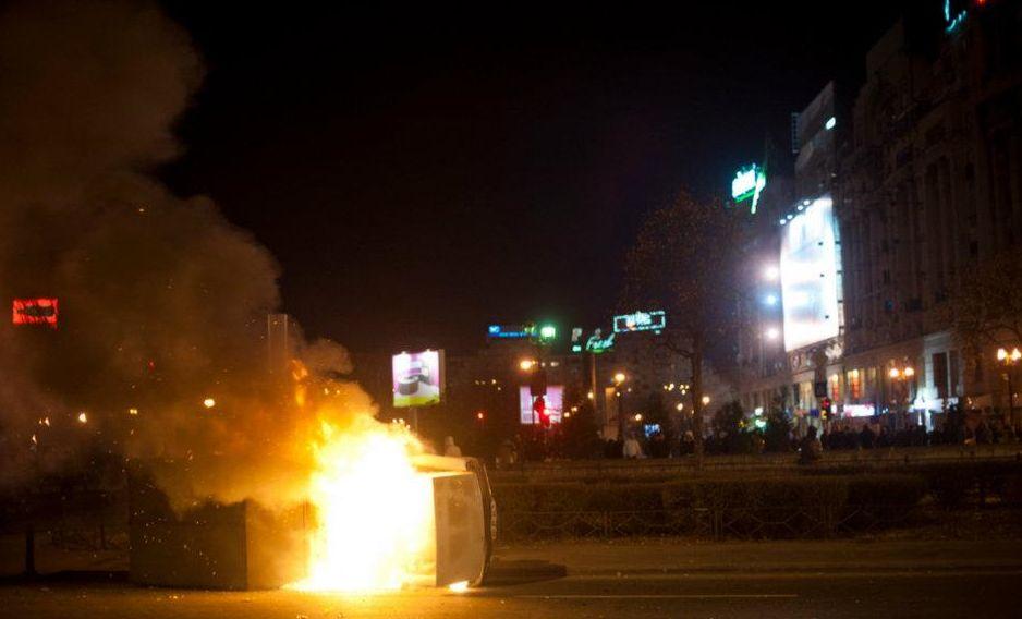 România, unită de proteste. Violenţele din Bucureşti, din perspectiva unui fotograf. „Dă-i, mă, şi lu` ăsta!” 126549