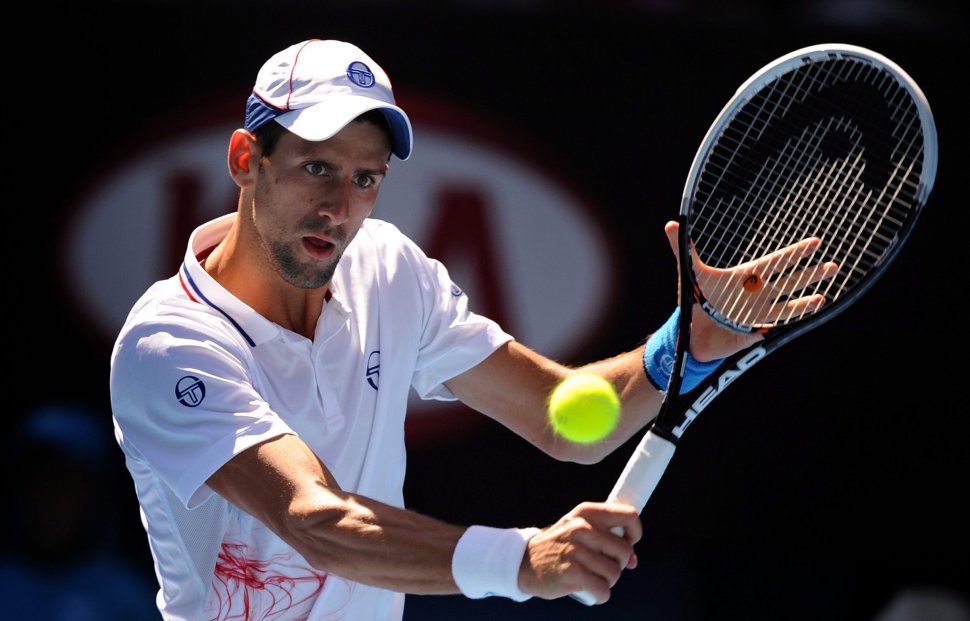 Novak Djokovic s-a calificat fără emoţii în turul 3 la Australian Open