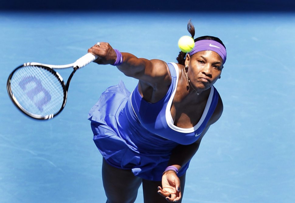 Serena Williams a obţinut victoria 500 a carierei şi s-a calificat în turul 3 la Australian Open