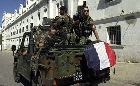 Soldatul afgan care a ucis patru militari francezi şi-a motivat gestul dând vina pe americani