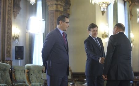 Băsescu: Mesajele lui Antonescu, Iliescu şi Ponta, similare cu ale lui Voronin