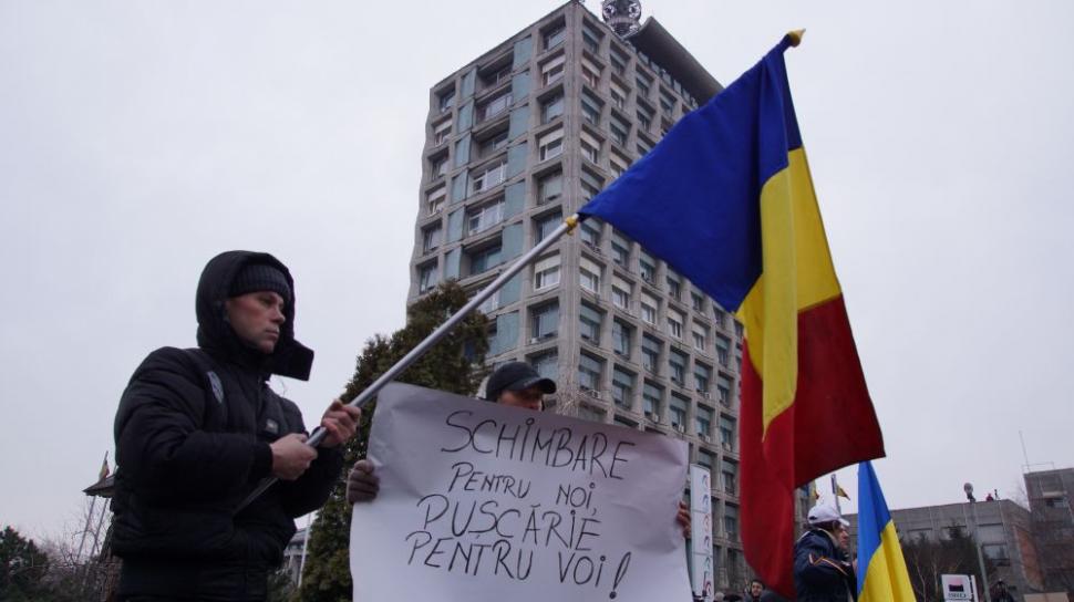 Mitingul de la televiziune, în imagini de la cititorii Antena3.ro 127768