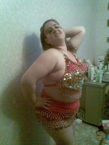 Blonde, bronzate, rujate şi îmbrăcate în roz. Piţipoancele s-au mutat de pe Hi5 pe Facebook 128228