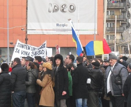 Deşi nu la fel de intense ca la început, protestele continuă şi în Suceava, Vaslui, Arad şi Bistriţa
