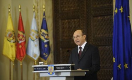 Băsescu: România îşi va menţine forţele în Afganistan tot anul 2012 şi prima jumătate a anului 2013 