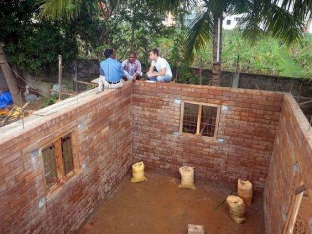 Case ieftine pentru nevoiaşii din Asia 128695