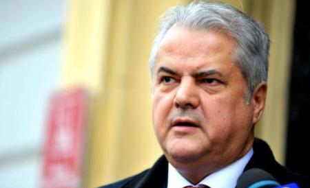 Fostul premier Adrian Năstase, condamnat la doi ani de închisoare