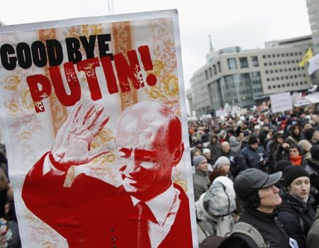 Mii de ruşi protestează împotriva premierului Putin. Ei vor să-l dea jos de la cârma ţării