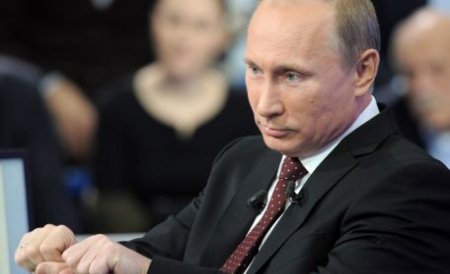Rusia înainte de alegeri: Vladimir Putin promite o economie competitivă şi combaterea corupţiei