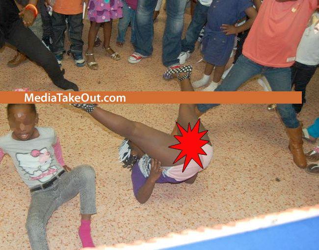 Viitorul nostru, din ce în ce mai sumbru. Dansuri pline de SEXUALITATE la grădiniţă, sub ochii educatoarelor 129324