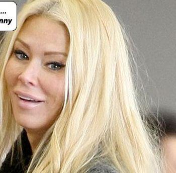 I-a îngheţat faţa! Cea mai faimoasă actriţă XXX, distrusă de operaţiile estetice. O mai recunoşti? 129646