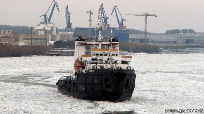 GERUL şi VISCOLUL blochează România. Vezi LISTA COMPLETĂ a drumurilor închise şi prognoza meteo 130171