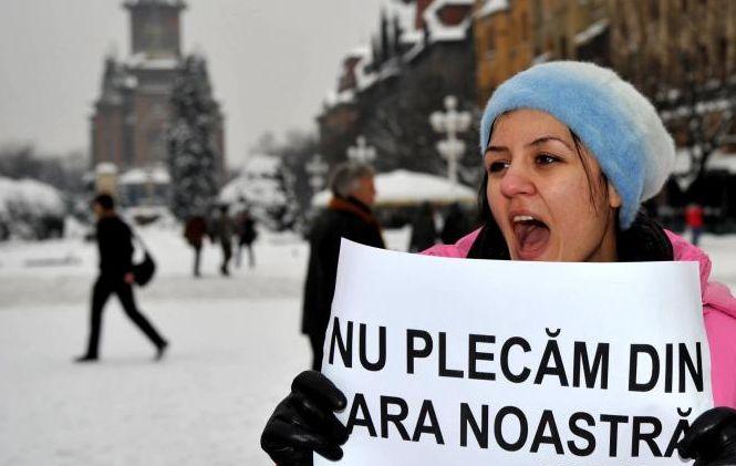 Protestele continuă în întreaga ţară. Românii cer demisia lui Băsescu 130043