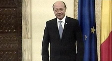 Băsescu, miniştrilor Cabinetului Ungureanu: A venit timpul generaţiei voastre. Aveţi misiunea de a confirma