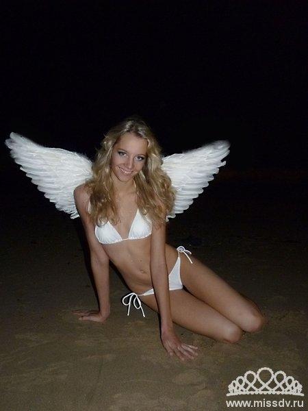 Ele au fost votate &quot;Reginele Internetului&quot; în Rusia. Când mintea şi frumuseţea se exclud reciproc 130281