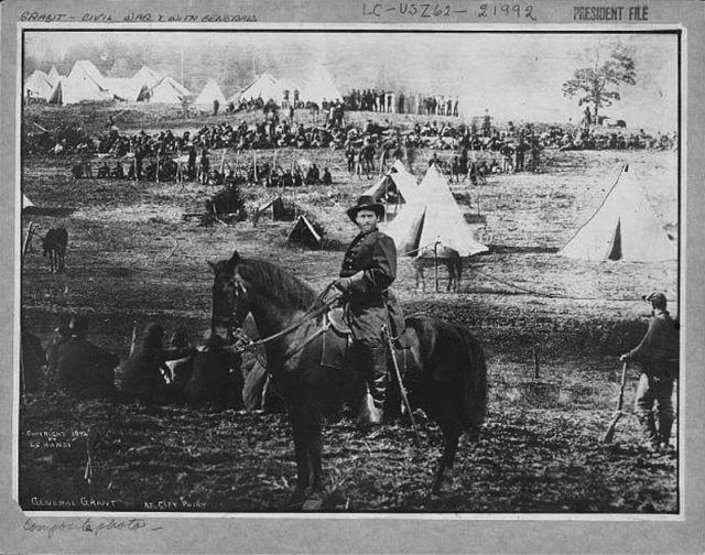 Imaginile din Al II-lea Război Modial care au ASCUNS adevărul despre marii lideri. Cum erau păcăliţi oamenii 130308