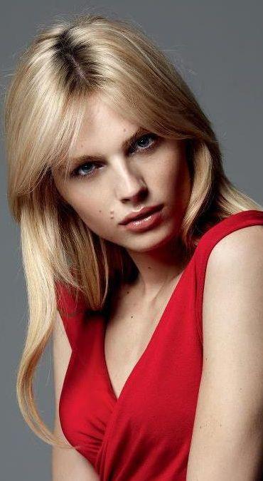 „Dragostea nu are limite”. Povestea frumuseţii androgine care a cucerit lumea modei 130522