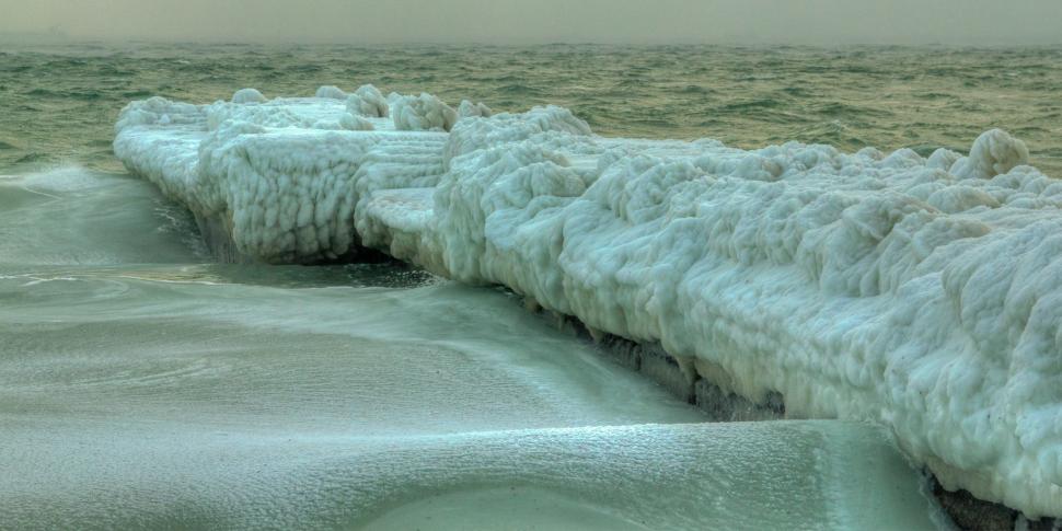 Imagini de o frumuseţe ÎNFRICOŞĂTOARE. Omul se închină în faţa spectacolului unic oferit de natură 130475