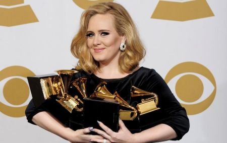 Adele, &quot;stăpâna&quot; premiilor Grammy. Vezi LISTA COMPLETĂ a câştigătorilor