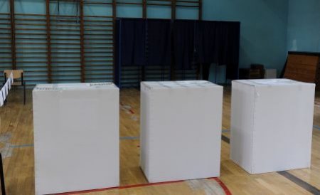 Grecia va organiza în aprilie alegeri parlamentare anticipate