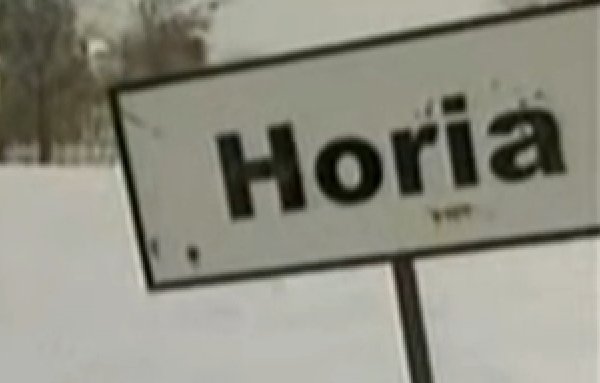 Peste 700 de suflete sunt încă îngropate în nămeţi, în localitatea ialomiţeană Horia