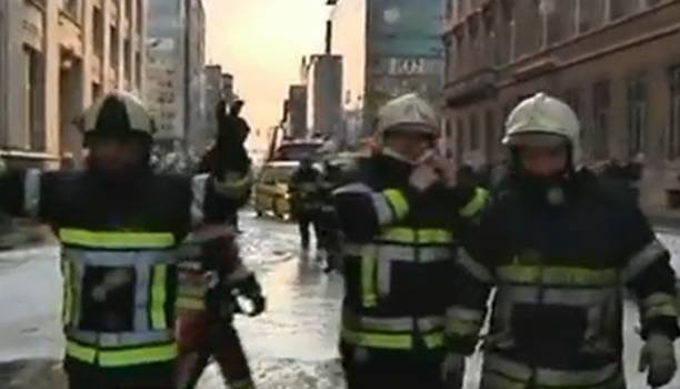 Confruntări stradale între pompierii şi poliţiştii din Belgia
