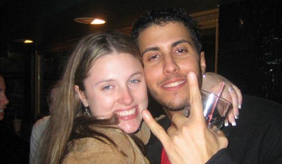 I-a redat viaţa iubitului ei prin moarte. A paralizat la 24 de ani şi a avut un final tragic 131508