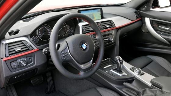 Noul BMW Seria 3 este disponibil în România 131610