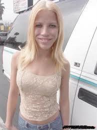 Trupul este &quot;WOW&quot;, dar faţa este &quot;BAU&quot;. Imaginile care au stârnit valuri de comentarii pe internet 131752