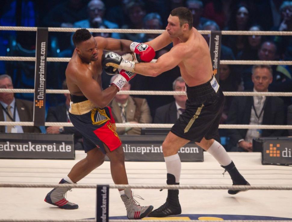 Vitali Klitschko îşi păstrează titlul WBC la categoria grea, după meciul cu Derek Chisora 131951