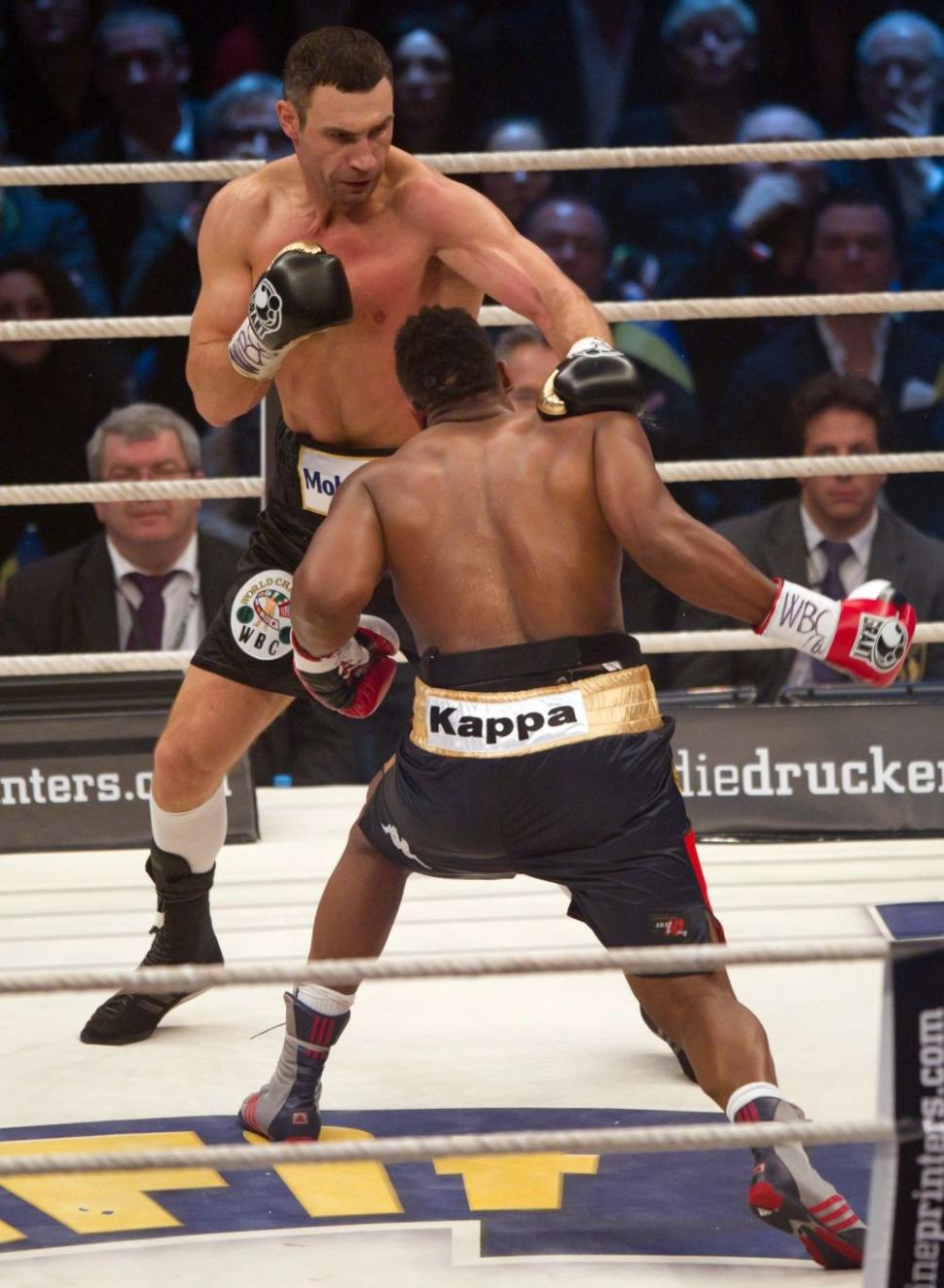 Vitali Klitschko îşi păstrează titlul WBC la categoria grea, după meciul cu Derek Chisora 131953