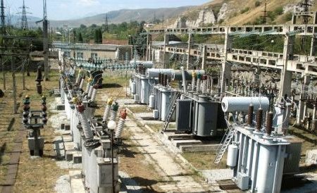 Firmele care cumpără energie de la Hidroelectrica au acceptat creşterea preţurilor şi reducerea cantităţilor
