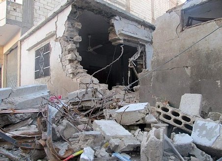 Doi jurnalişti occidentali au fost ucişi la Homs. Centrul de presă al militanţilor, bombardat de forţele regim
