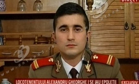 Locotenentul care a protestat la Bucureşti în uniforma militară a fost trecut în rezervă