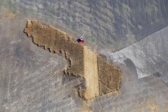 Oamenii care l-au văzut pe Dumnezeu şi au trăit. Imaginile care au făcut ca lumea să nu mai fie la fel 132746