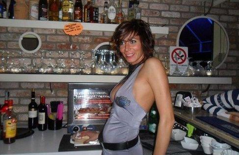 Barmaniţa aceasta a atât de ATRĂGĂTOARE încât a blocat traficul într-un oraş din Italia 133104