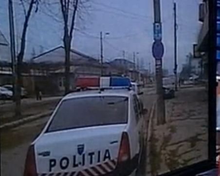 Se întâmplă doar în România: Poliţiştii brăileni parchează neregulamentar
