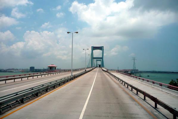 Aşa ceva nu o să vezi niciodată la noi. Ţara cu PREA MULTE autostrăzi şi locuri de parcare. Oraşele bântuite ale Chinei 133646