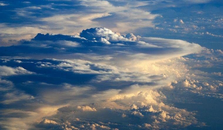 Bine aţi venit în Rai! Imagini UIMITOARE realizate la 12 kilometri deasupra solului  133619