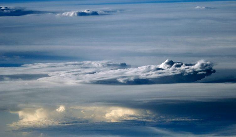 Bine aţi venit în Rai! Imagini UIMITOARE realizate la 12 kilometri deasupra solului  133625