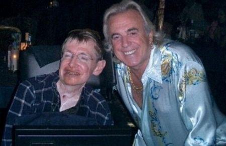 Ce face Stephen Hawking când nu descifrează misterele Universului 133628