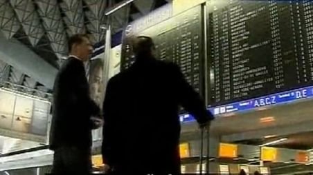 Justiţia germană interzice extinderea grevei în rândul angajaţilor aeroportului din Frankfurt