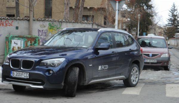 Maşina lui Baconschi are &quot;imunitate&quot;. De ce nu e ridicată de &quot;hingherii&quot; de autoturisme 134136