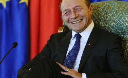 Surse UE: Băsescu a anunţat că România renunţă la iniţiativa de blocare a acordării statutului de candidat Serbiei