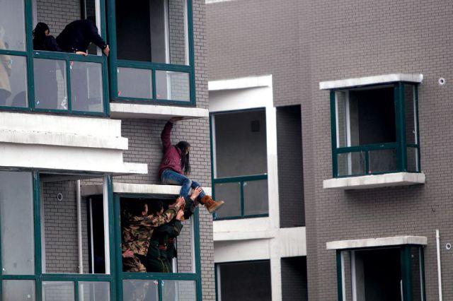 Salvare spectaculoasă a unei tinere sinucigaşe 134359