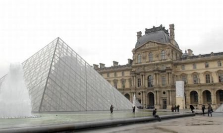 Muzeul Luvru, &quot;mai inteligent&quot; cu ajutorul IBM. Gigantul informatic a încheiat un contract cu instituţia pariziană