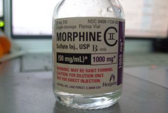 Scandalul morfinei le-a anesteziat simţurile. Nici o demitere sau demisie în Ministerul Sănătăţii, primim numai promisiuni