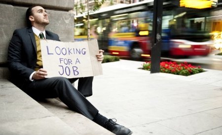 Numărul cererilor de ajutoare pentru şomaj din SUA a crescut în mod neaşteptat